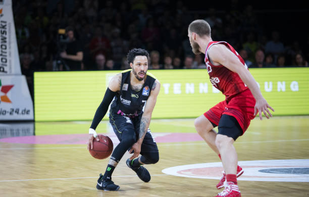 与现代于一 与现代于一