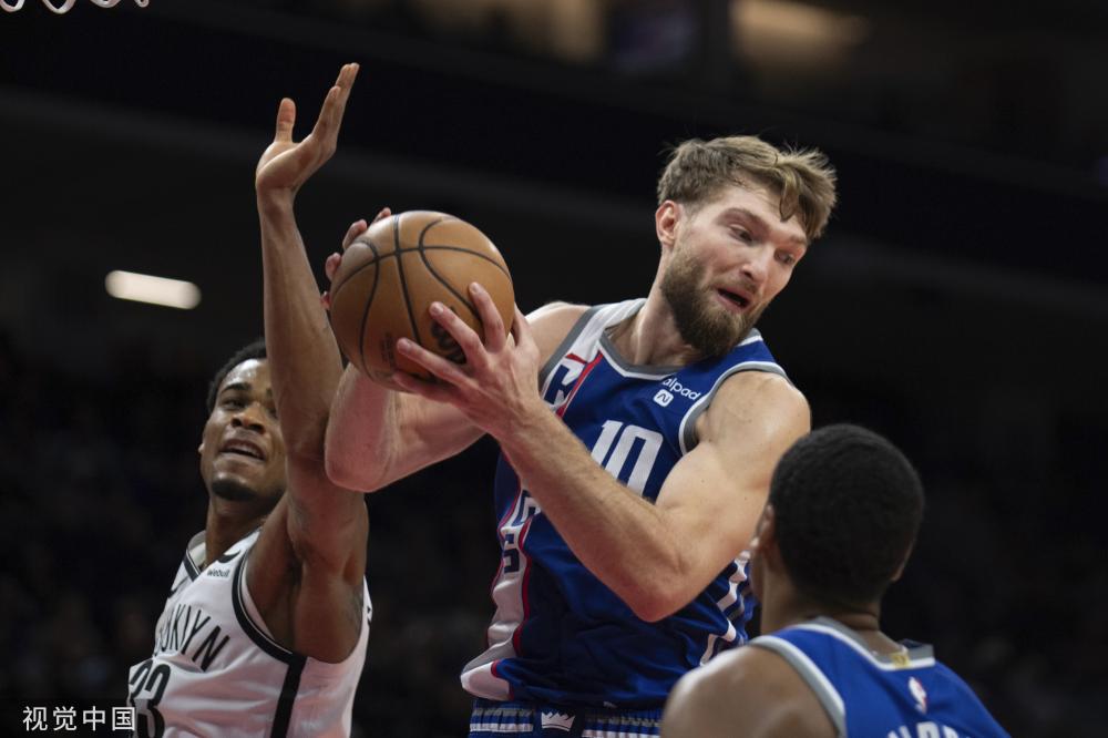 表现低迷的 表现低迷的