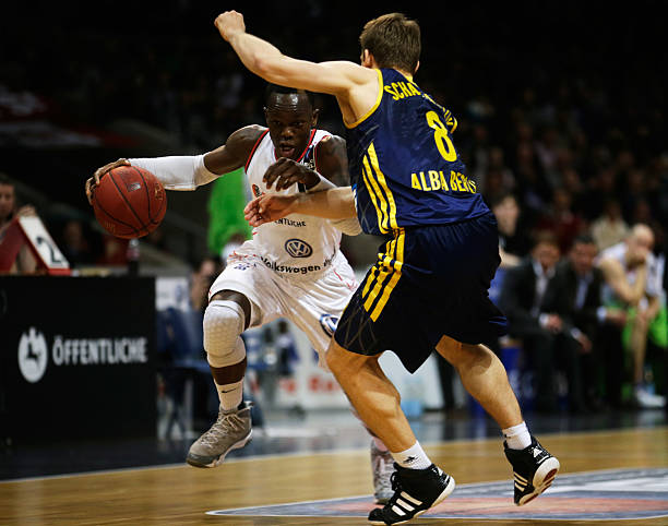 而且在进攻 而且在进攻